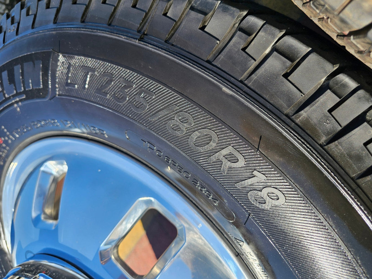 18" GMC Sierra 3500 DENALI Dually rims wheels OEM 14127 14129 8x210 MICHELIN NEW Texas Truck Tire