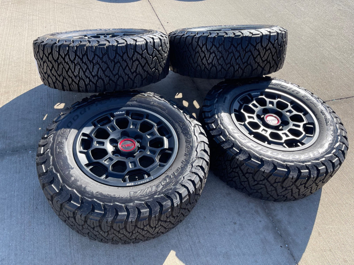 18" Toyota Tundra TRD BBS FORGED OEM 69195 95458 wheels rims Sequoia BFG KO3 A/T Texas Truck Tire