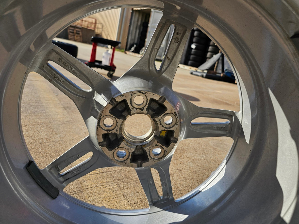 19" Chevy Corvette C8 OEM wheel rim 14007 96704 FRONT 2023 2024 2025 2026 NEW Texas Truck Tire