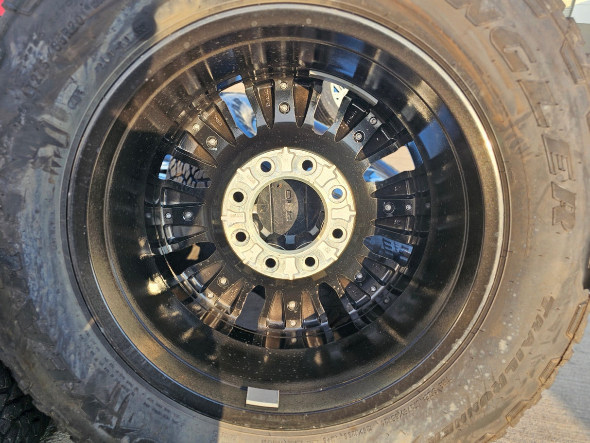 20" GMC Sierra Chevy Silverado 2500 3500 OEM wheels rims 5958 14138 GOODYEAR Texas Truck Tire