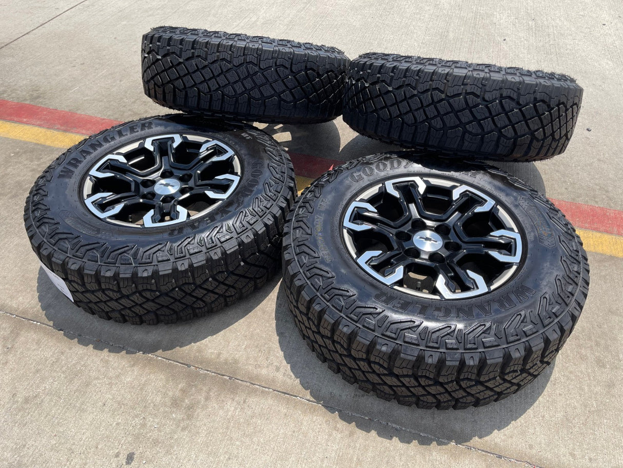 18" Chevy Silverado ZR2 Tahoe TRAIL BOSS Sierra OEM 95415 wheels rims tires NEW Texas Truck Tire