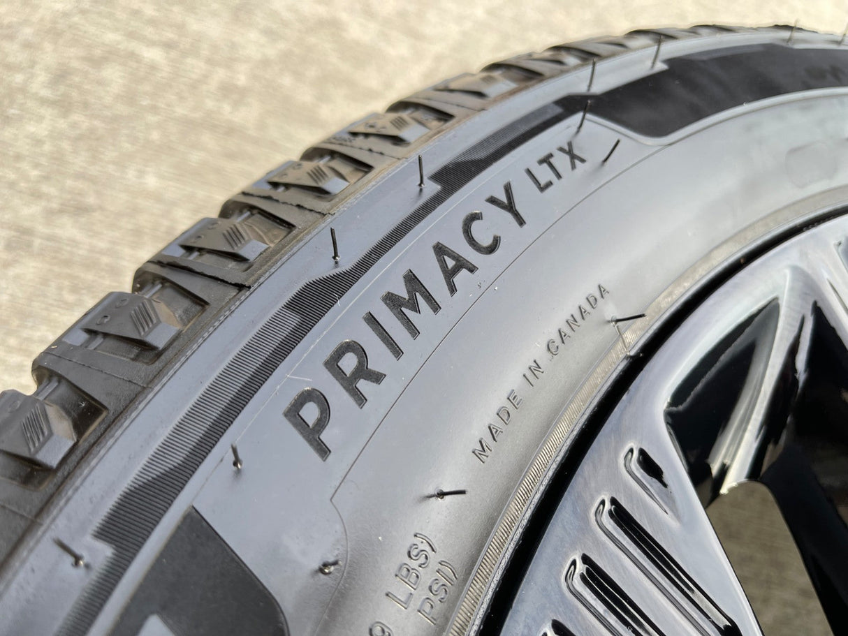 22" Lincoln Navigator OEM 10665 rims wheels BLACK LABEL 2025 2026 MICHELIN NEW Texas Truck Tire