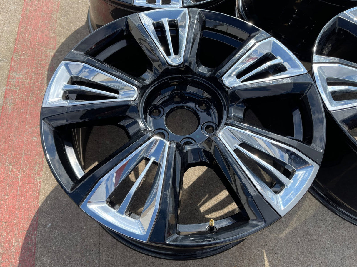 22" Chevy Tahoe RST OEM wheels rims 14046 96951 Silverado Suburban Texas Truck Tire