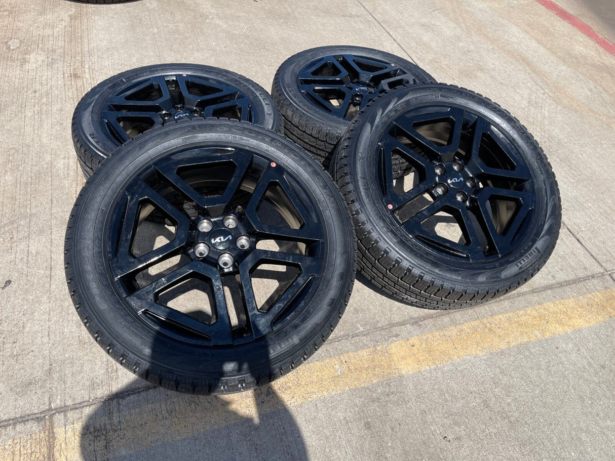 20" Kia Telluride Prestige X-PRO OEM wheels rims 74721 Sedona 2023 2024 2025 NEW Texas Truck Tire