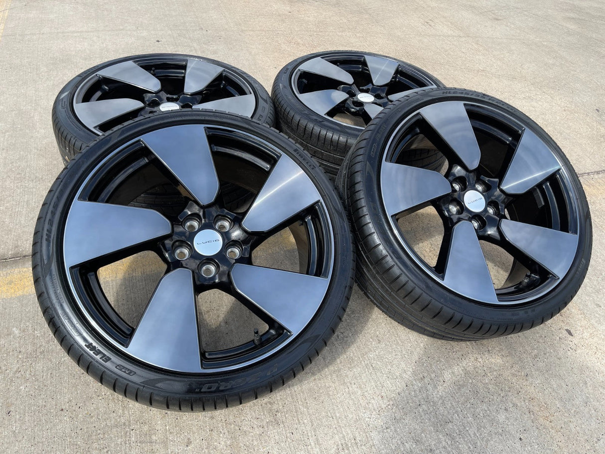 21" Lucid Air Grand Touring OEM 95618 95619 wheels rims black tires NEW Texas Truck Tire