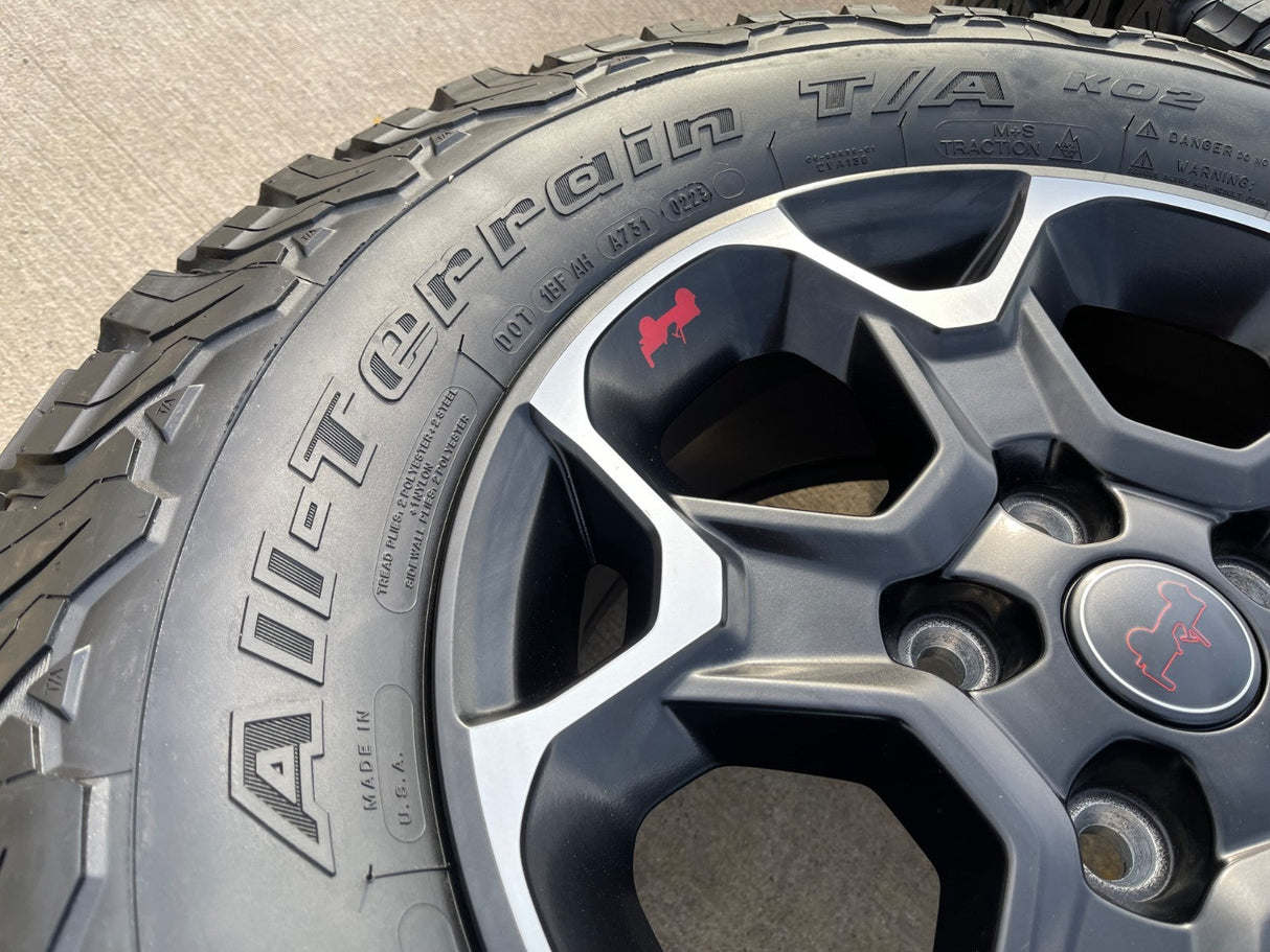 17" Jeep Wrangler Rubicon OEM wheels rims Gladiator 96832 9282 BFG KO2 A/T NEW Texas Truck Tire