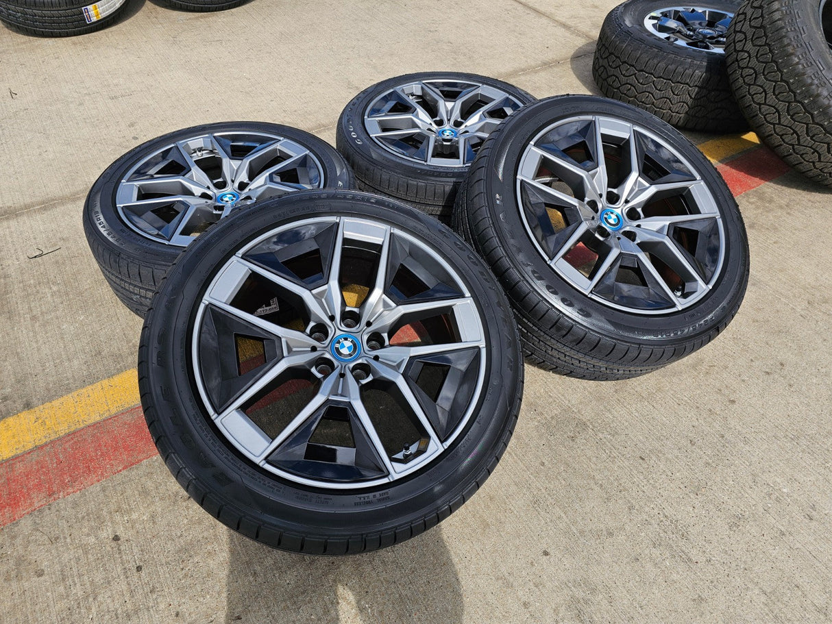 19" BMW OEM 5 Series wheels rims 86710 5x112 G60 i5 2024 2025 2026 NEW Texas Truck Tire