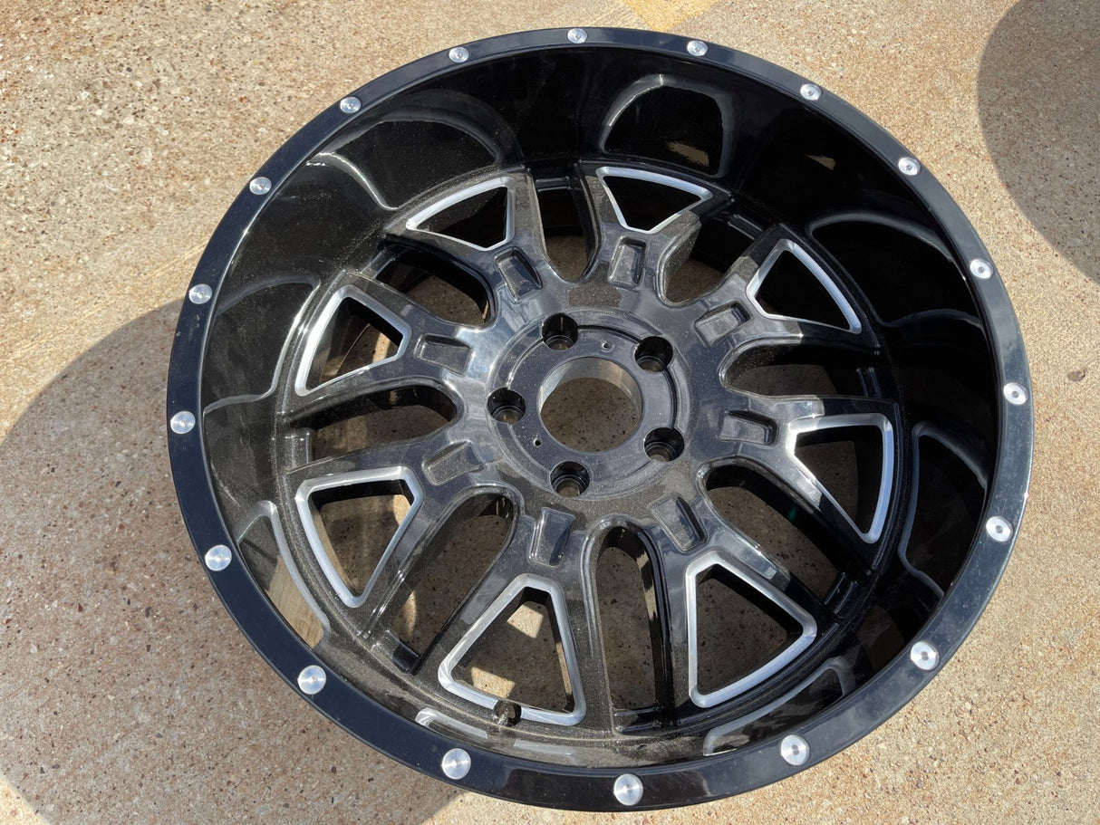 20x9 Ultra Motorsports 203 Hunter Jeep Wrangler Gladiator rim wheel 5x127 5x5 Texas Truck Tire