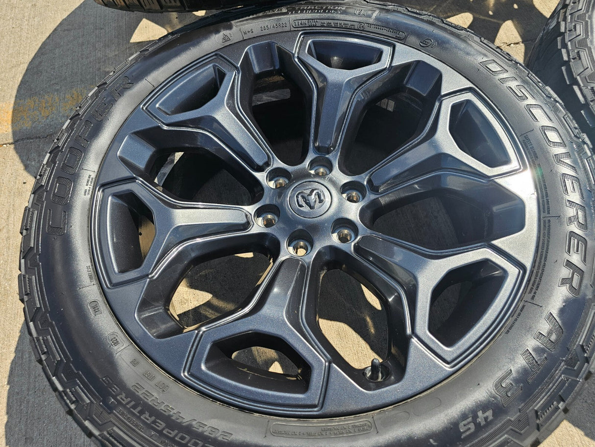 22" Dodge Ram 1500 OEM Laramie wheels LIMITED Gray 2685 2727 tires Texas Truck Tire