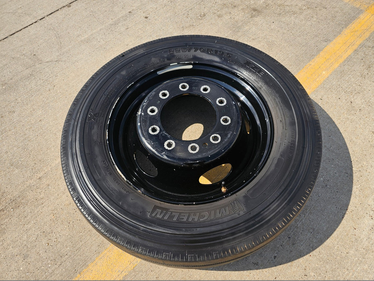 19.5" Ford F-450 F-550 Dually rim RAM 4500 OEM 10x225 spare MICHELIN Texas Truck Tire