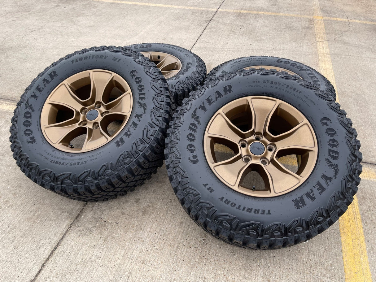 (4) 17" Jeep Wrangler Rubicon OEM 96226 wheels rims Gladiator NEW Texas Truck Tire