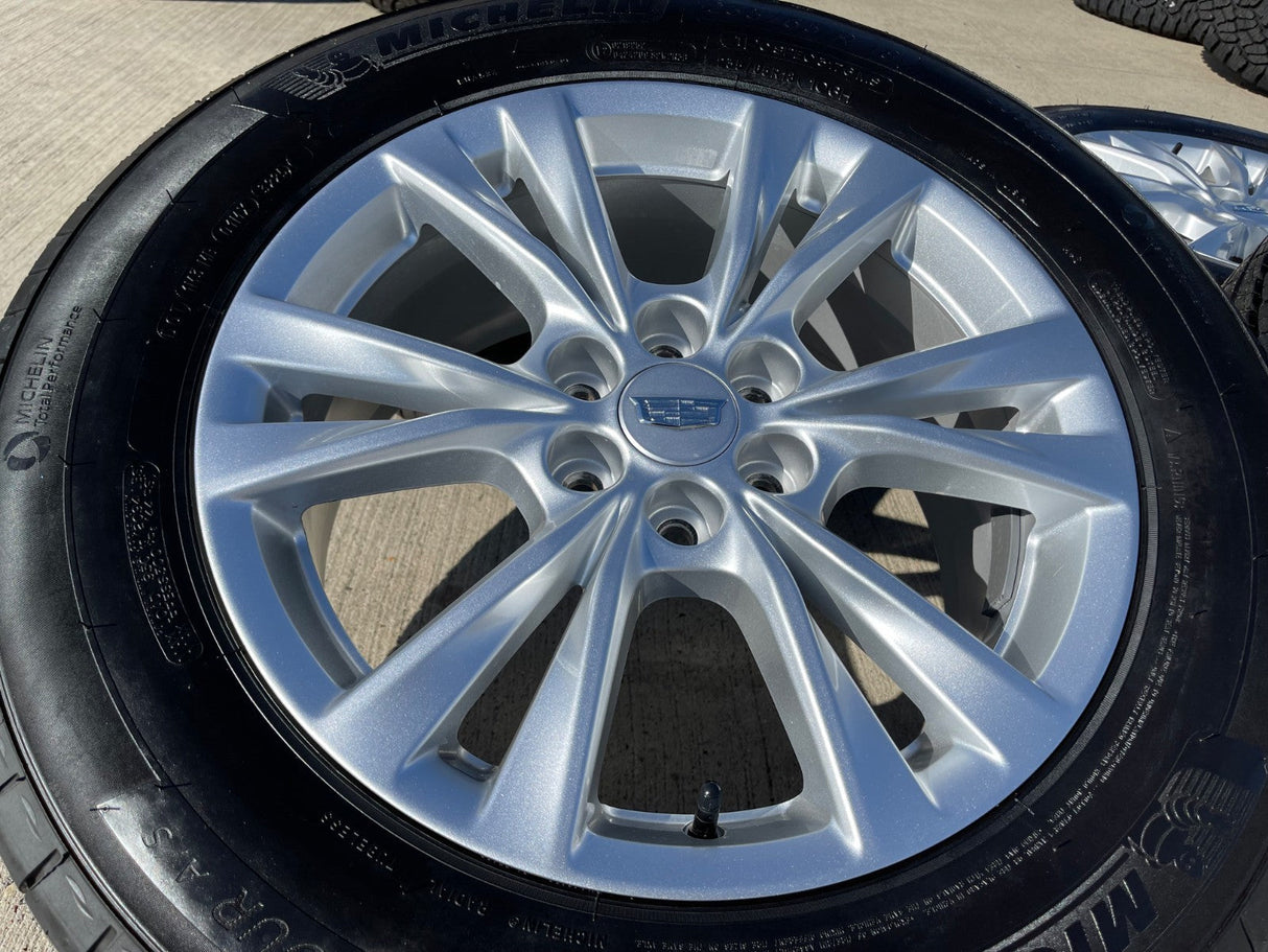 18" Cadillac XT6 XT5 SRX OEM 4844 wheels rims Chevy Blazer Acadia NEW MICHELIN Texas Truck Tire