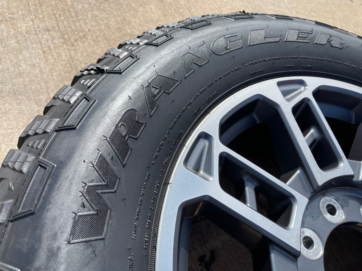 20" Ford F-250 F-350 OEM LIMITED Platinum wheel 10302 10483 rim 2024 2025 2026 Texas Truck Tire