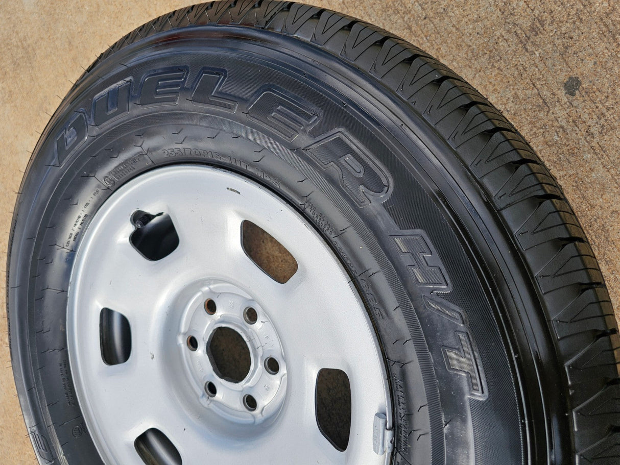 16" Chevy Colorado Z71 GMC Canyon OEM 8109 wheel rim tire spare Texas Truck Tire