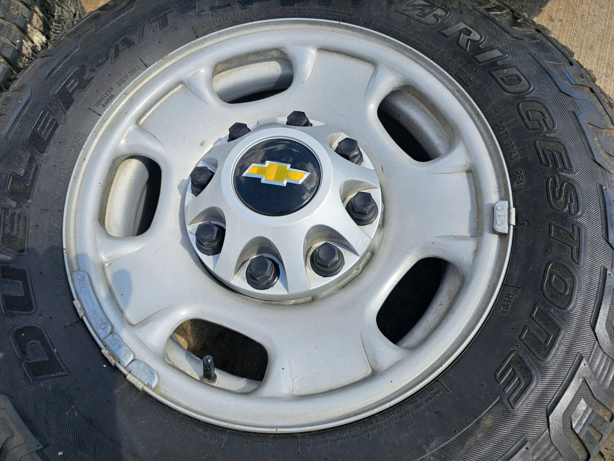 17" Chevy Silverado GMC Sierra 2500 OEM 8095 wheels rims DUELER Revo 3 A/T Texas Truck Tire