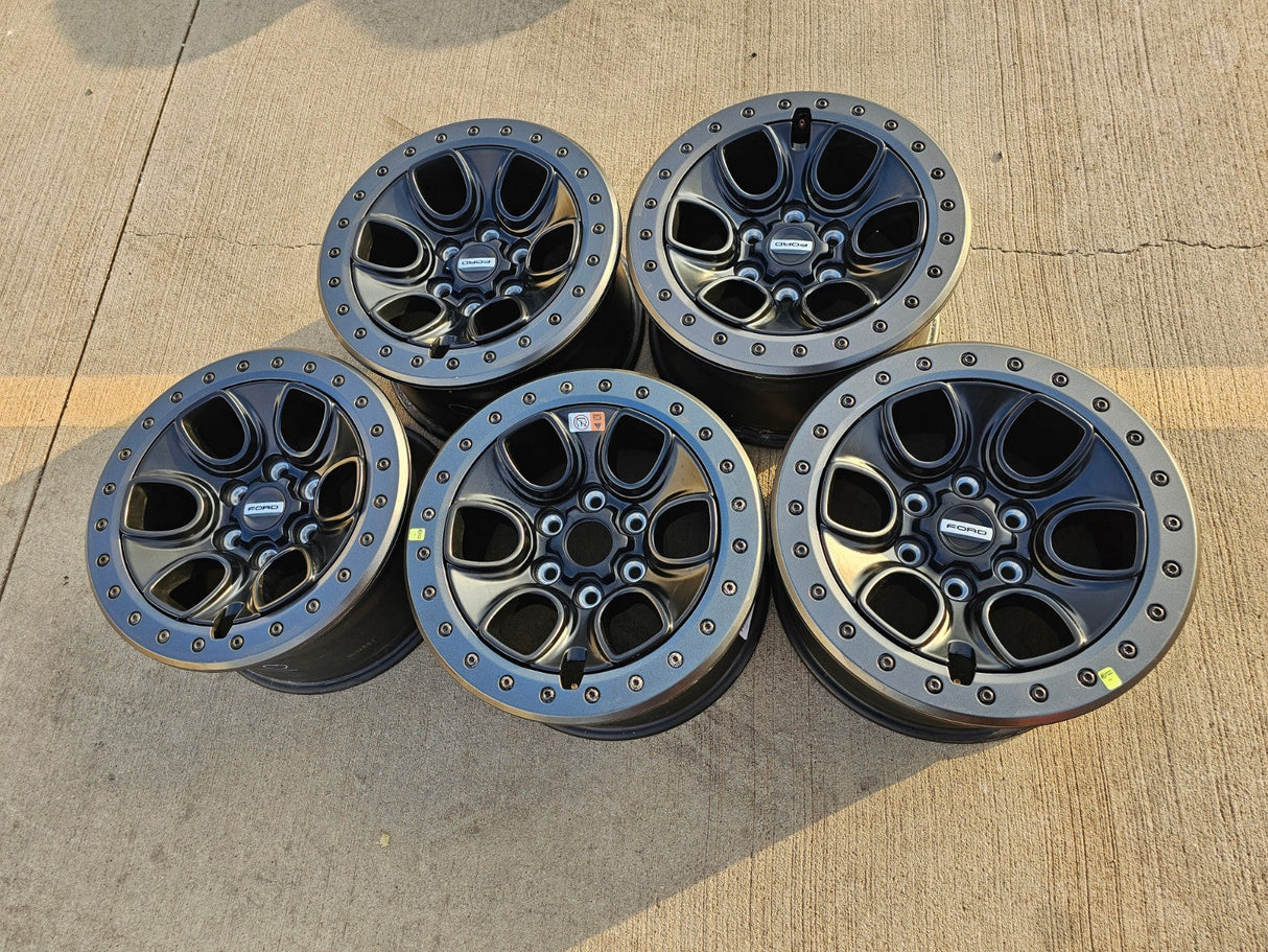 (5) 17" Ford F-150 Raptor OEM BEADLOCK rims wheels 10459 95210 NEW Texas Truck Tire
