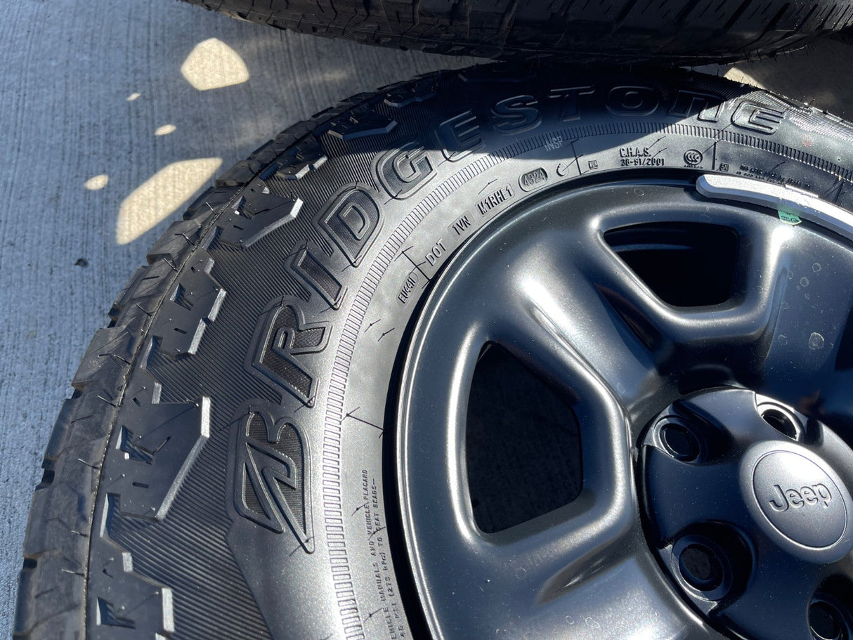 17" Jeep Gladiator OEM wheels rims Steel 9220 9240 Wrangler 2025 2026 NEW Texas Truck Tire