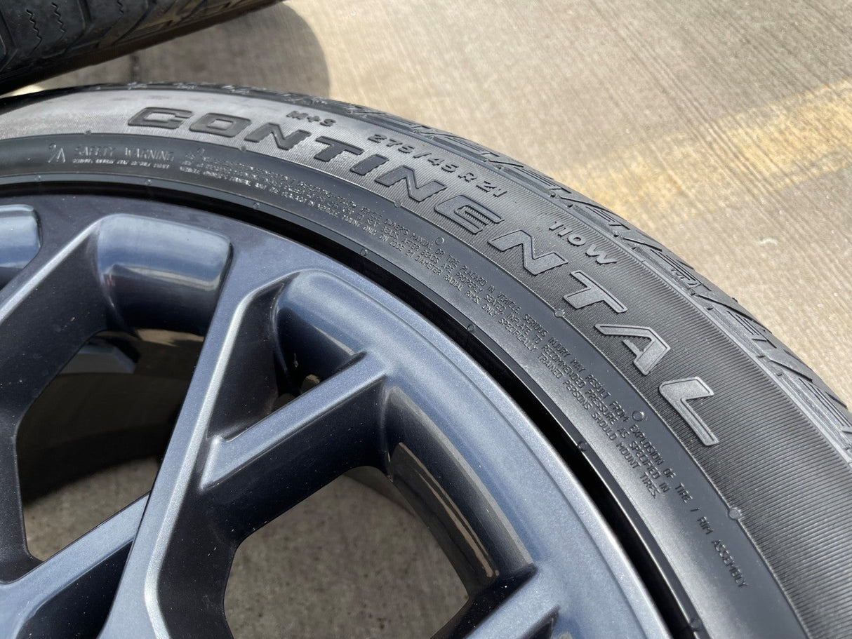21" Jeep Grand Cherokee L OEM wheels rims 9291 Durango tires CONTINENTAL Texas Truck Tire