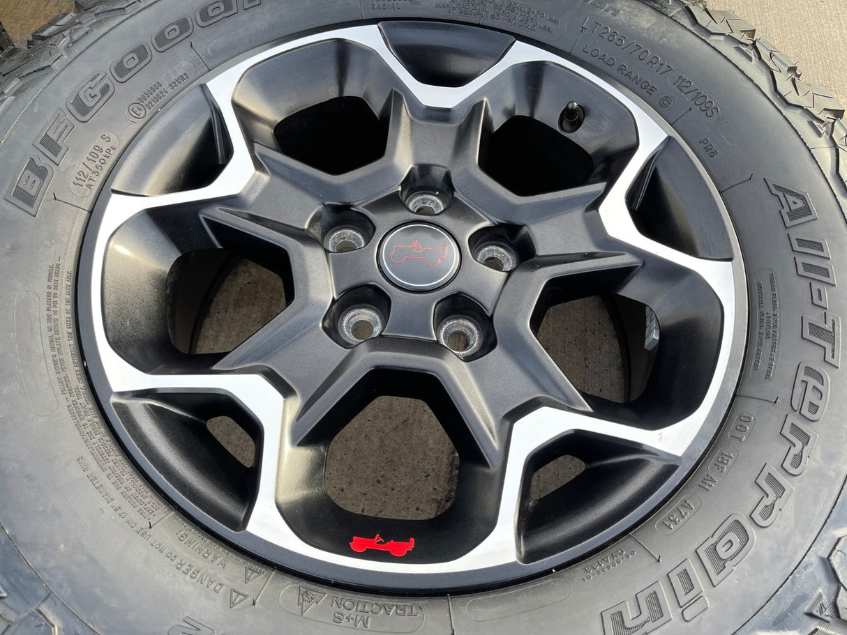 17" Jeep Wrangler Rubicon OEM wheels rims Gladiator 96832 9282 BFG KO2 A/T NEW Texas Truck Tire