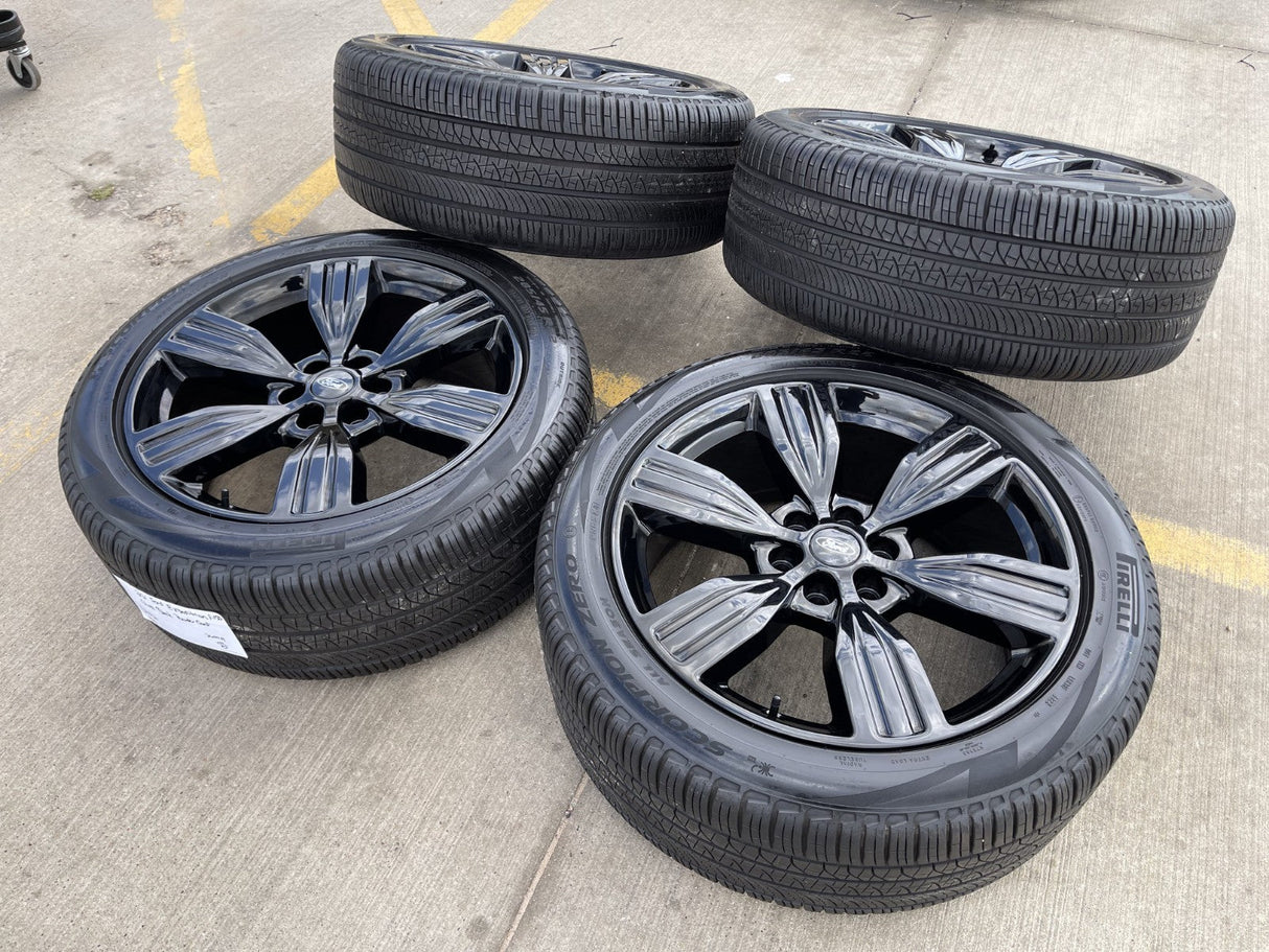 22" Ford F-150 LIMITED OEM rims wheels 10442 Expedition PIRELLI NEW Texas Truck Tire