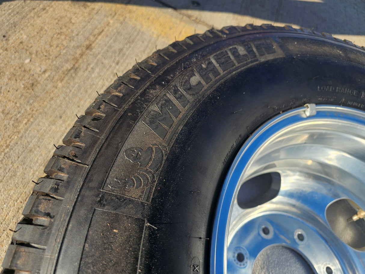 17" Ford F-350 Dually OEM rim wheel 10478 tire MICHELIN NEW Texas Truck Tire