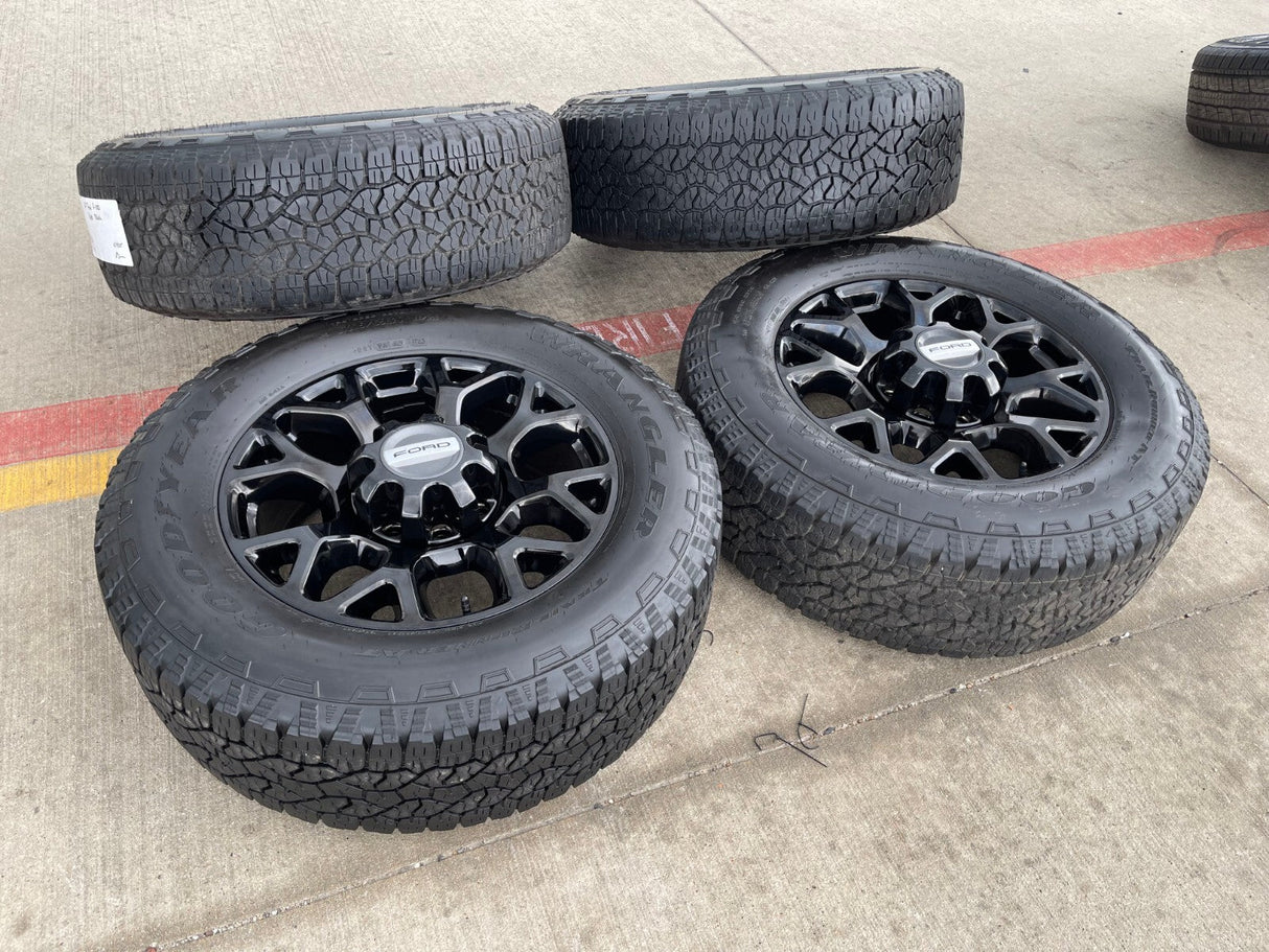 20" Ford F-250 F-350 OEM Lariat wheels rims 10292 tires GOODYEAR A/T Texas Truck Tire