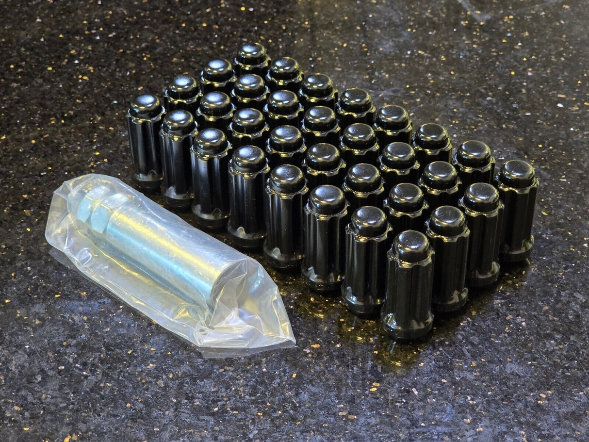 (32) 14x1.5 lug nuts black RAM 2500 3500 Chevy Silverado GMC Sierra lugs Texas Truck Tire