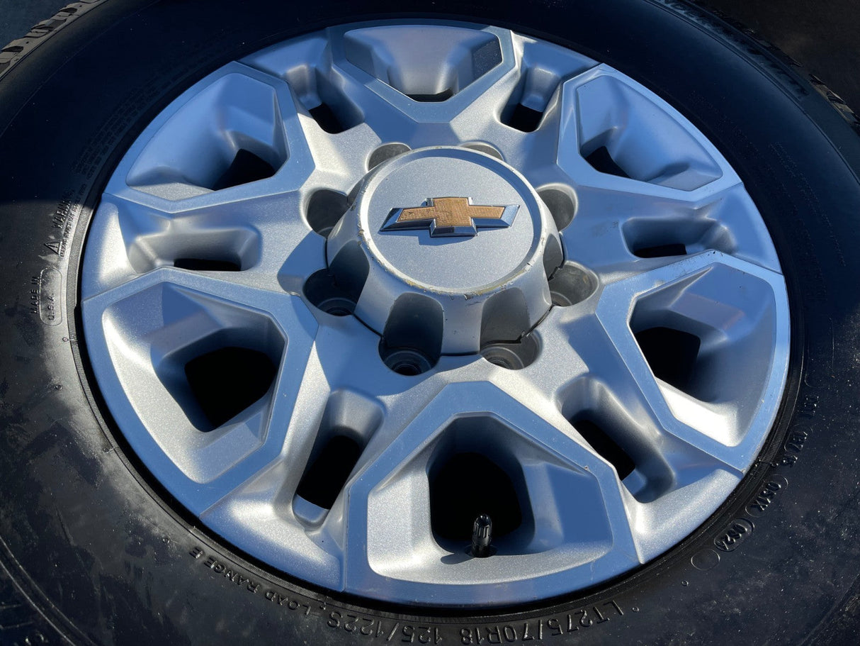 18" Chevy Silverado 2500 3500 OEM 5959 wheels rims MICHELIN DEFENDER LTX M/S2 Texas Truck Tire