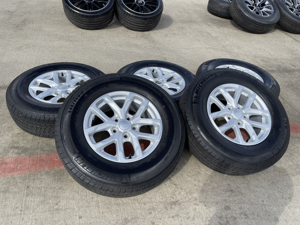 17" Jeep Wrangler Gladiator RUBICON OEM 9301 95329 wheels rims tires MICHELIN Texas Truck Tire