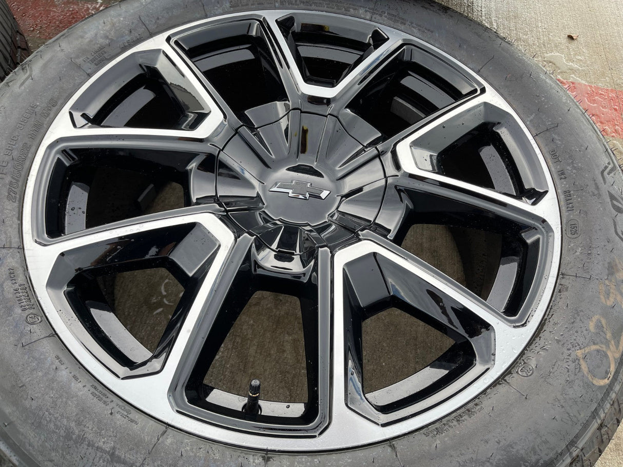 22" Chevy Tahoe Suburban RST OEM 14035 wheels rims Silverado 2025 2026 NEW Texas Truck Tire