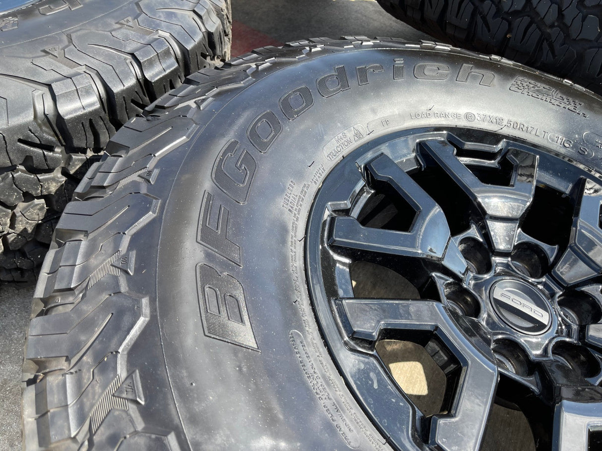 17" Ford F-150 Raptor Bronco OEM rims wheels 10461 tires 37" BFG Texas Truck Tire