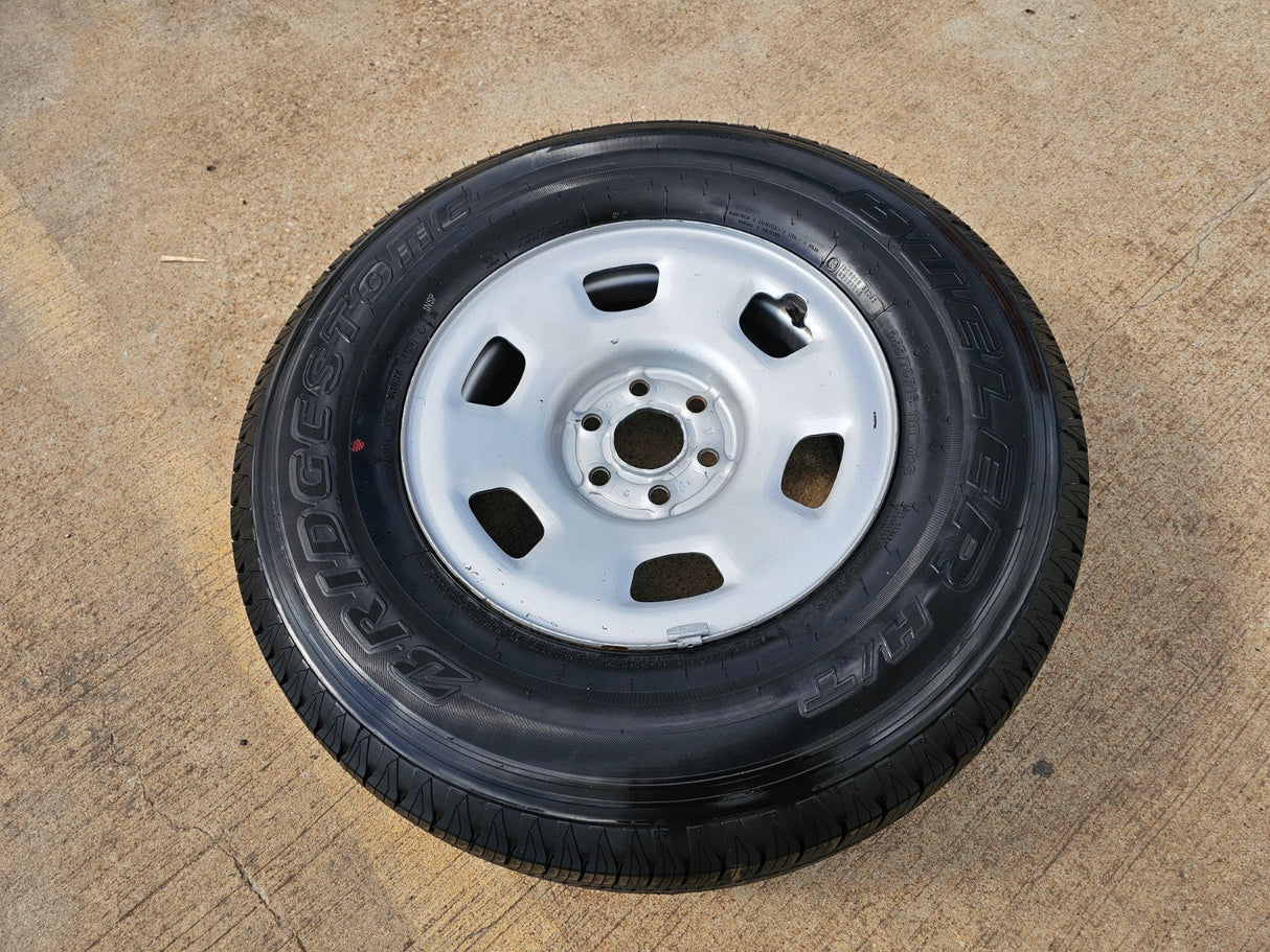 16" Chevy Colorado Z71 GMC Canyon OEM 8109 wheel rim tire spare Texas Truck Tire