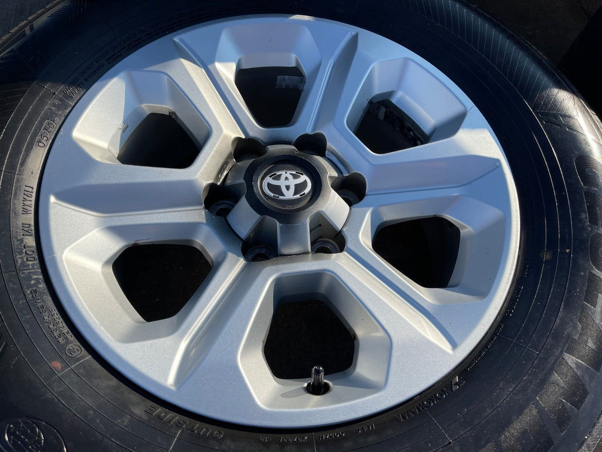 17" 4Runner Toyota Tacoma OEM wheels rims 75153 FJ YOKOHAMA NEW Texas Truck Tire