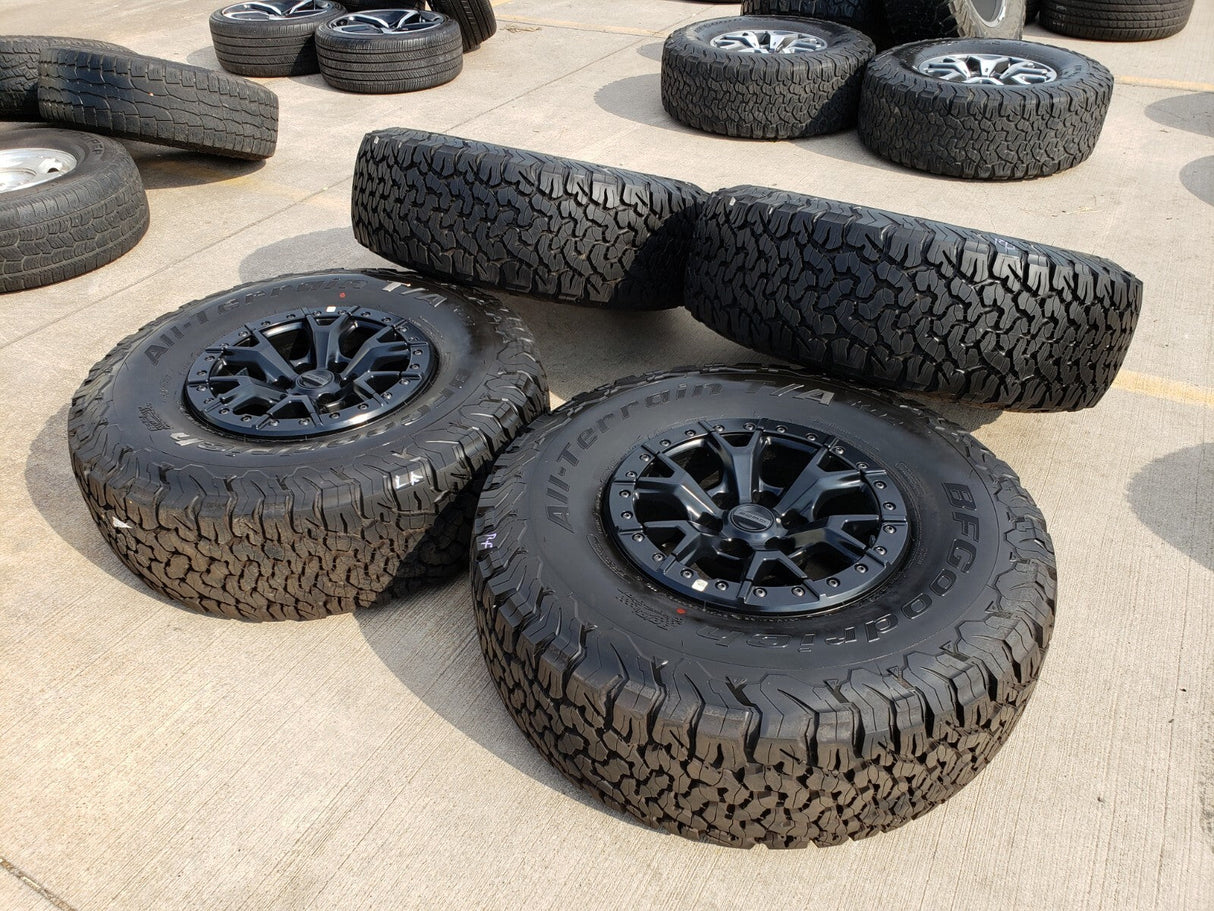 17" Ford F-150 Raptor R OEM BEADLOCK 10460 rims wheels 37" tires BFG NEW Texas Truck Tire