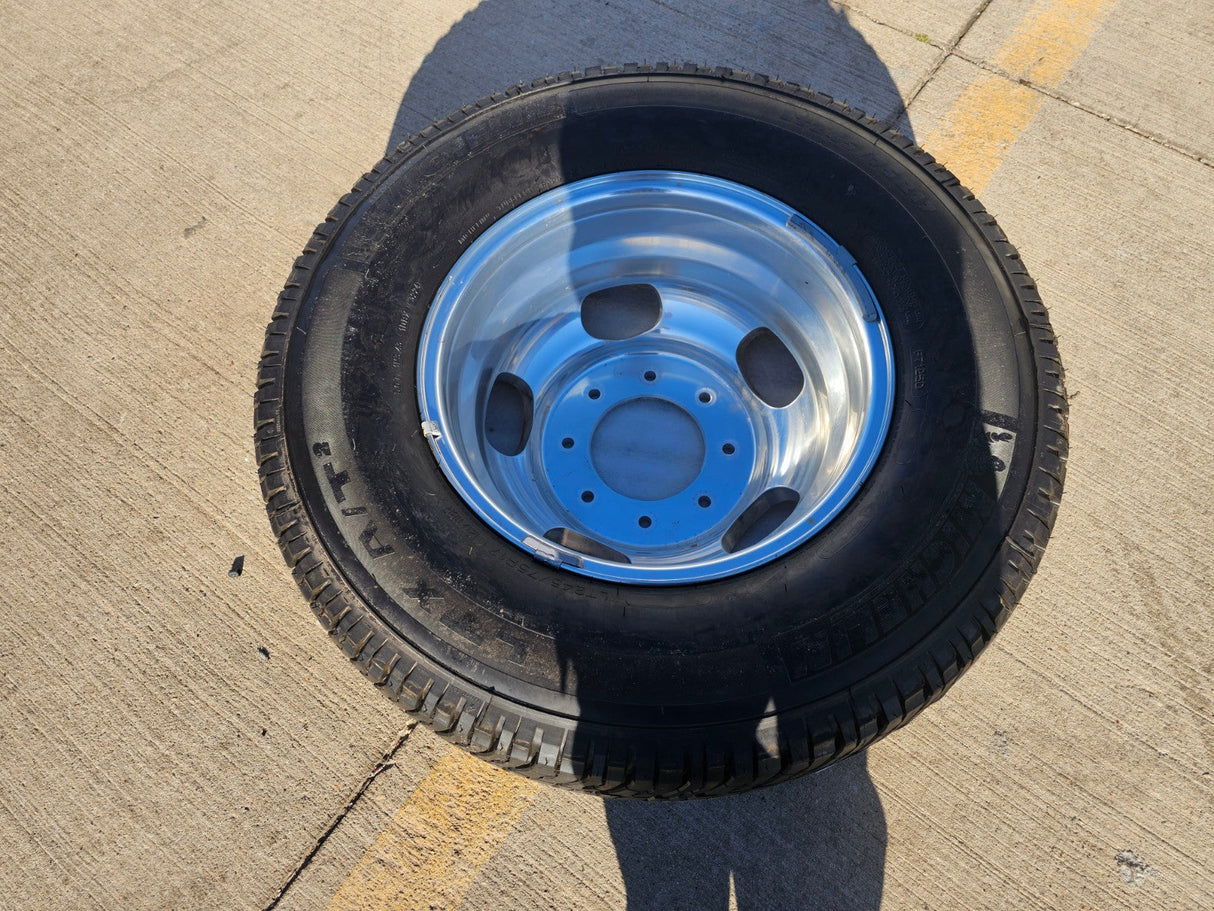 17" Ford F-350 Dually OEM rim wheel 10478 tire MICHELIN NEW Texas Truck Tire