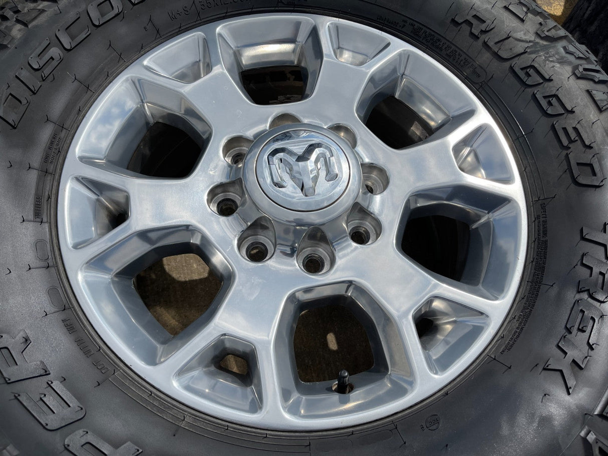 18" Ram 2500 3500 Laramie Power Wagon OEM wheels rims 2693 tires COOPER 35" Texas Truck Tire