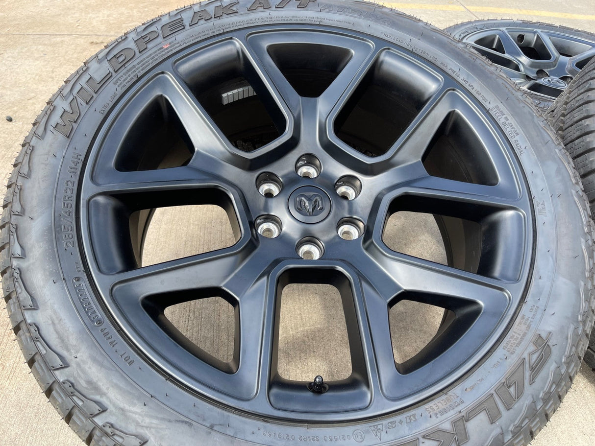 22" Dodge Ram 1500 OEM LIMITED Laramie wheels rims black 2725 2684 FALKEN AT NEW Texas Truck Tire