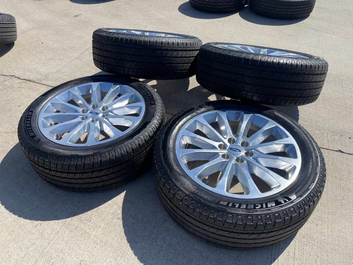 22" Ford F-150 LIMITED Plus OEM rims wheels 10174 Expedition Texas Truck Tire