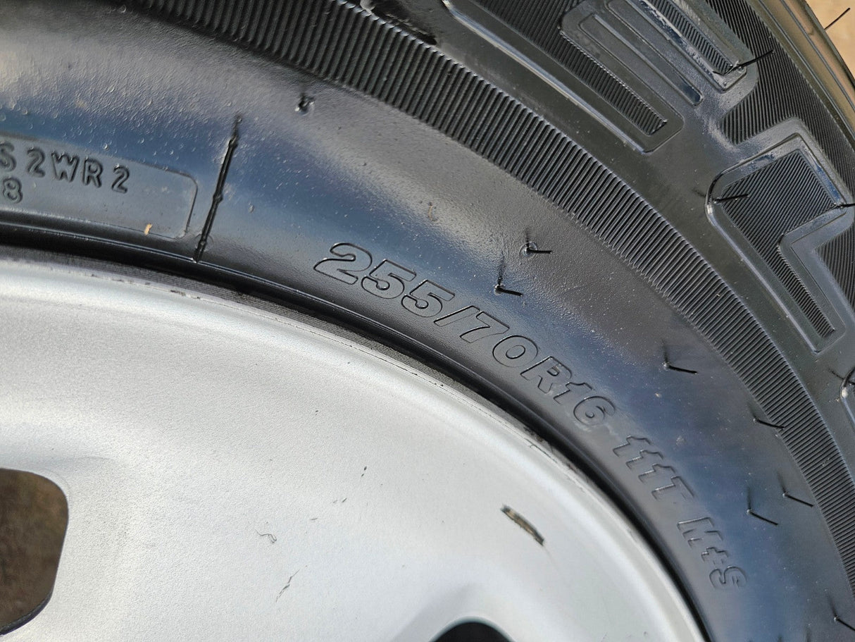 16" Chevy Colorado Z71 GMC Canyon OEM 8109 wheel rim tire spare Texas Truck Tire
