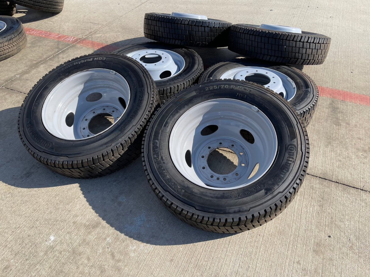 19.5" Ford F-450 Dually F-550 rims wheels RAM 4500 OEM 10x225 2024 2025 2026 Texas Truck Tire