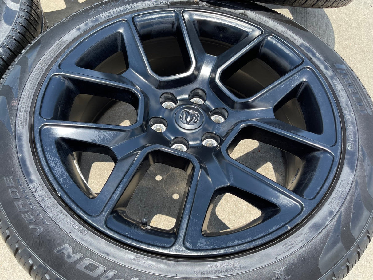 22" Dodge Ram 1500 OEM LIMITED Laramie wheels rims black 2725 2684 PIRELLI Texas Truck Tire