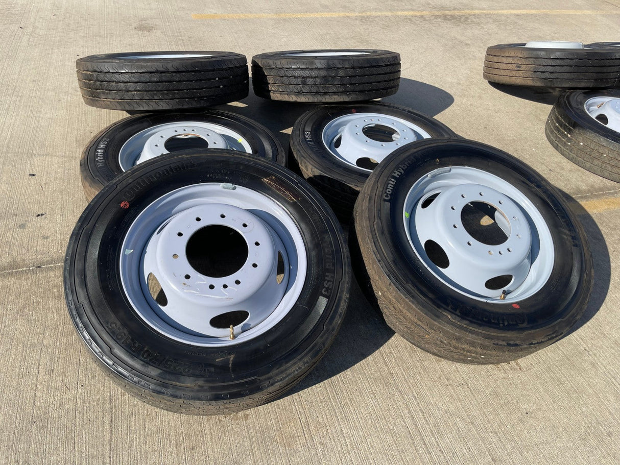 19.5" Ford F-450 Dually F-550 rims wheels RAM 4500 OEM 10x225 CONTINENTAL NEW Texas Truck Tire
