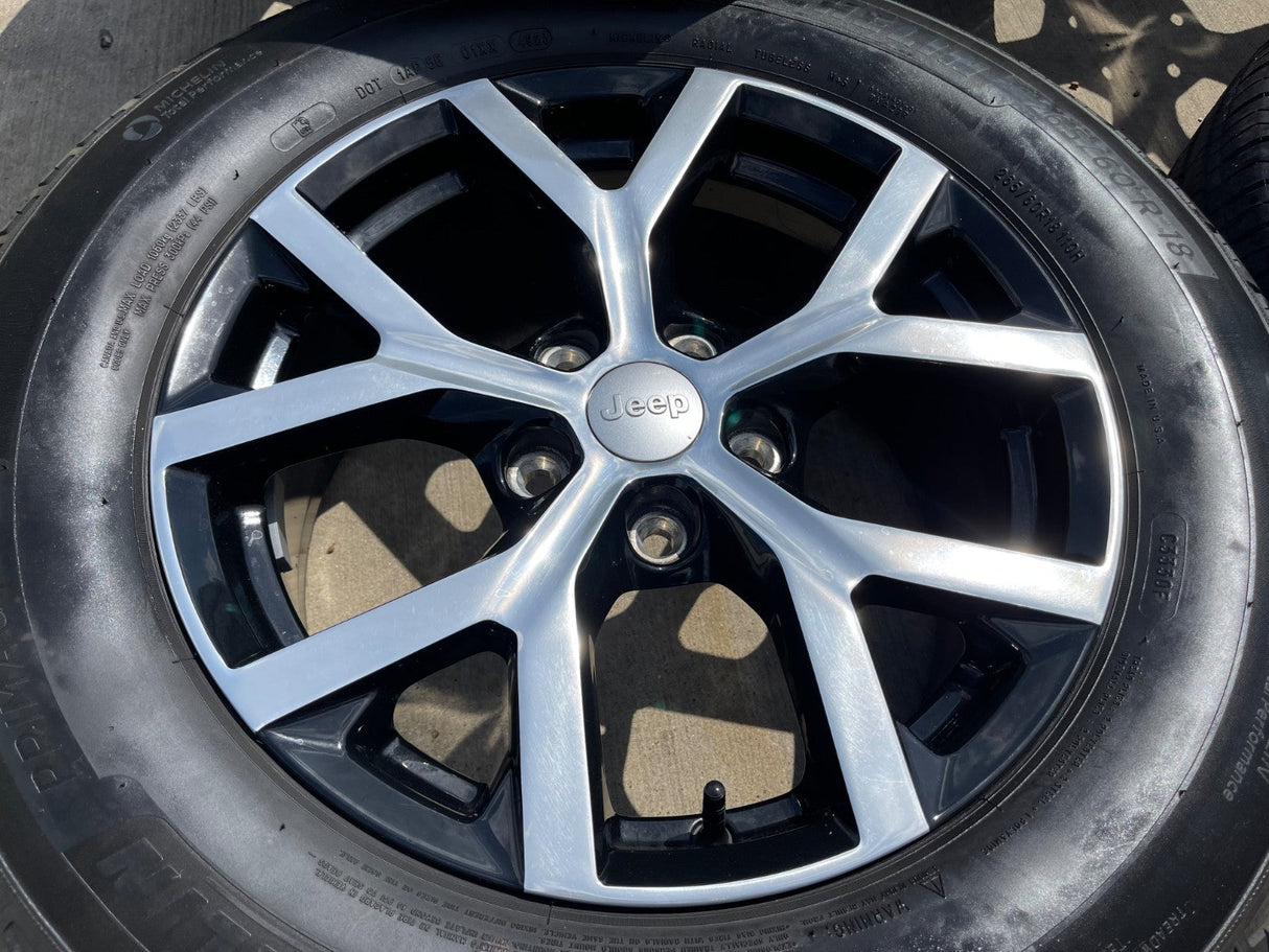 18" Jeep Grand Cherokee L OEM wheels rims 9285 95198 Durango MICHELIN Texas Truck Tire