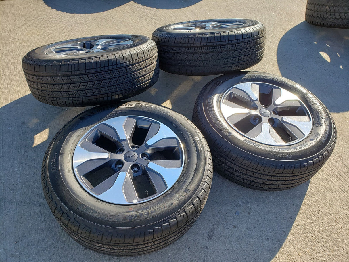 18" Jeep Grand Cherokee L OEM wheels rims 9308 Durango tires MICHELIN Texas Truck Tire