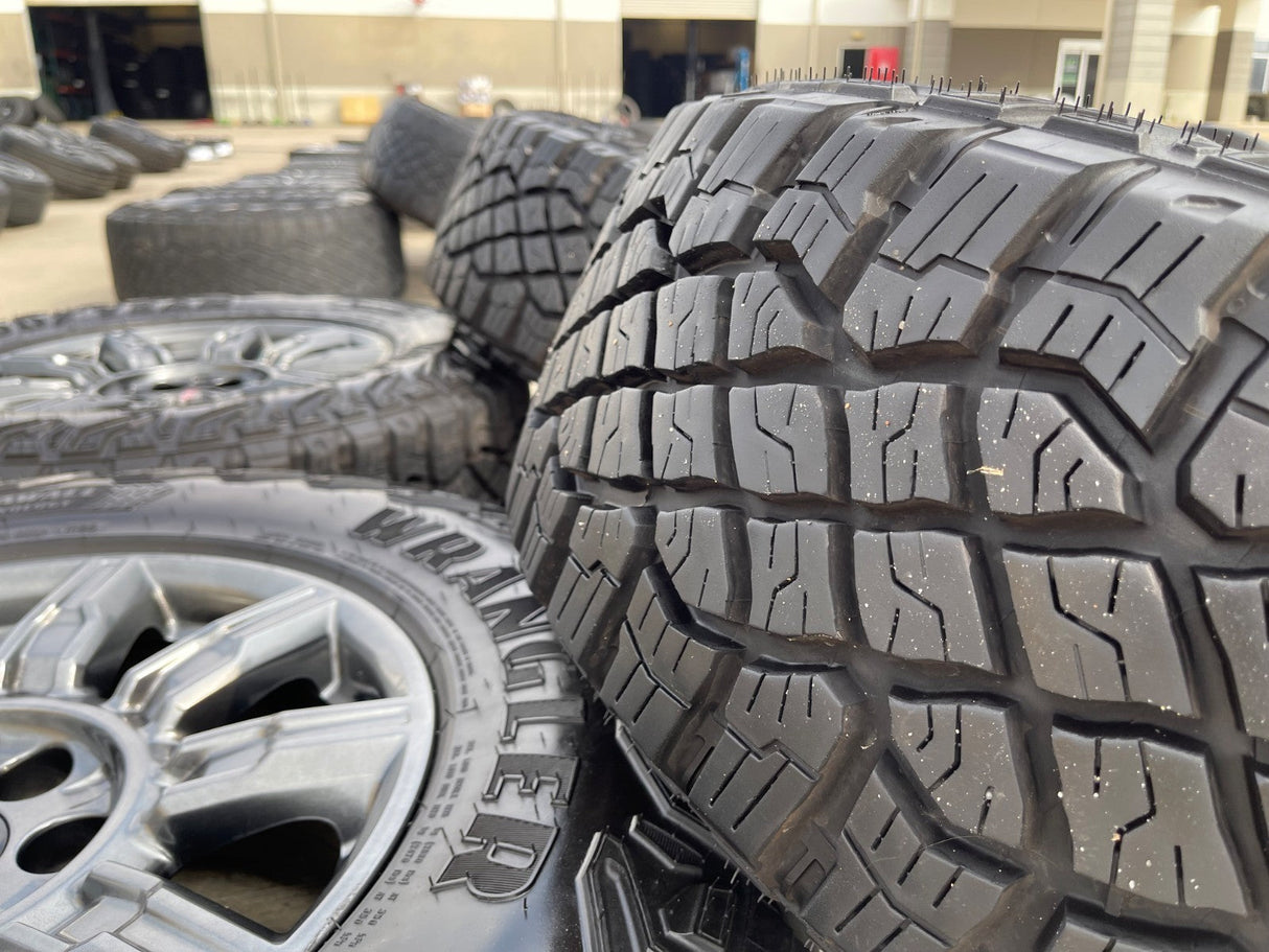 18" GMC Sierra AT4X Chevy Silverado OEM 14131 wheels rims 2025 2026 GOODYEAR M/T Texas Truck Tire