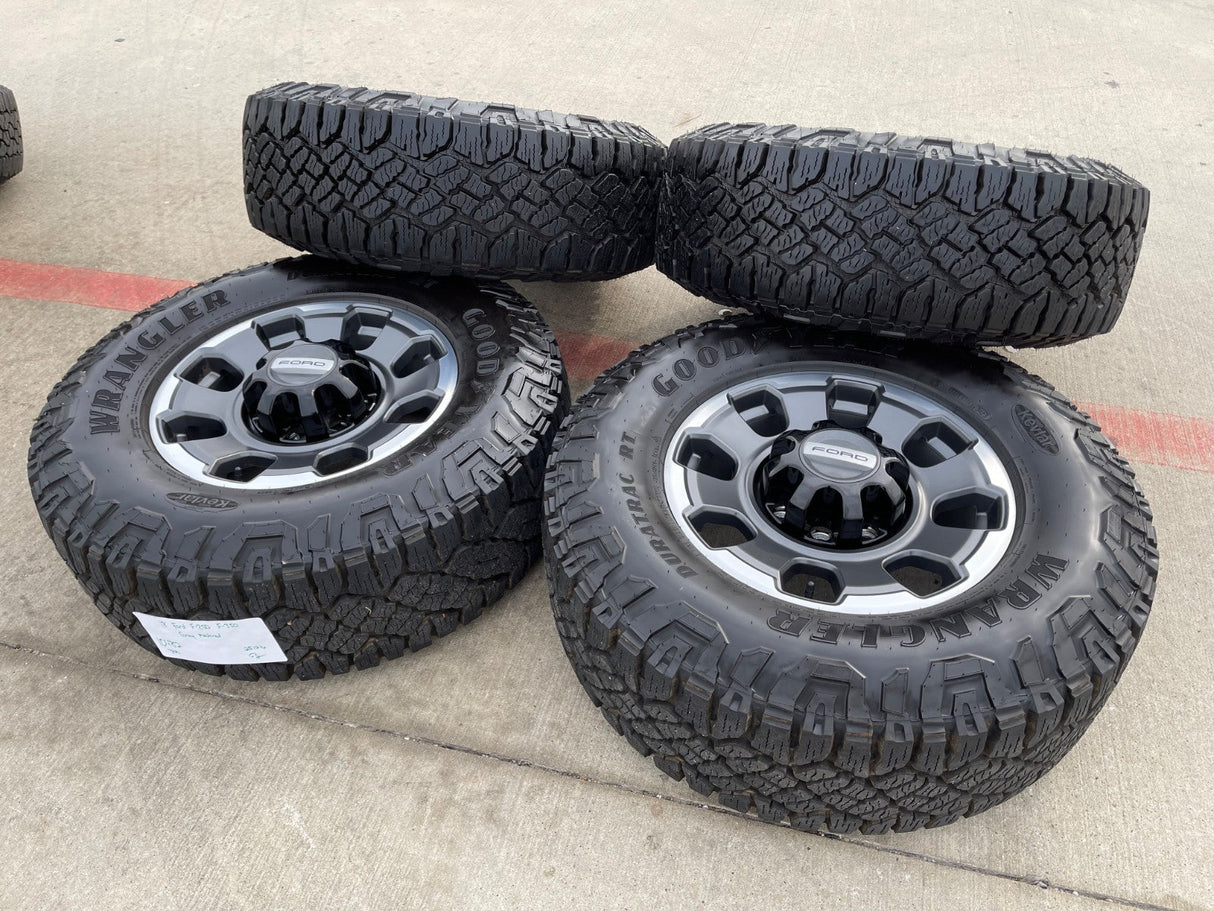 18" Ford F-250 F-350 OEM TREMOR rims wheels 10482 tires 35" DURATRAC R/T Texas Truck Tire
