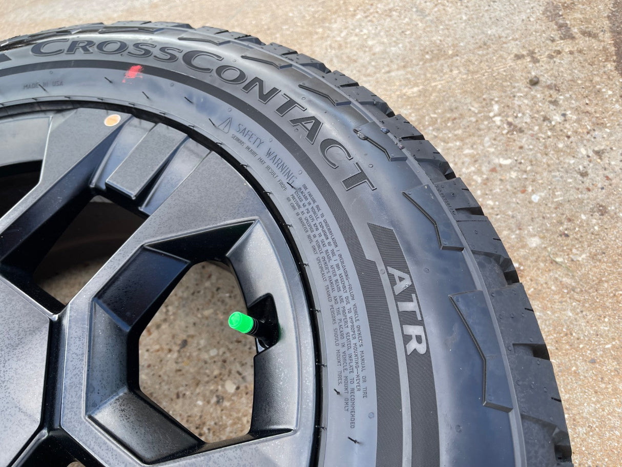 18" Kia Telluride X-PRO OEM wheels rims Sorento Sedona CONTINENTAL 2026 2027 NEW Texas Truck Tire