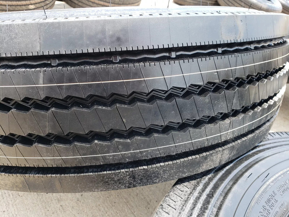 19.5" Ford F-450 F-550 Dually rim RAM 4500 OEM 10x225 spare MICHELIN NEW Texas Truck Tire