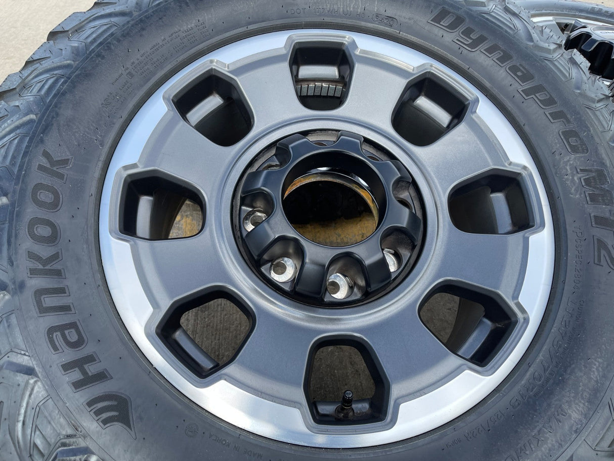 18" Ford F-250 F-350 OEM TREMOR rims wheels 10482 HANKOOK DYNAPRO M/T2 Texas Truck Tire