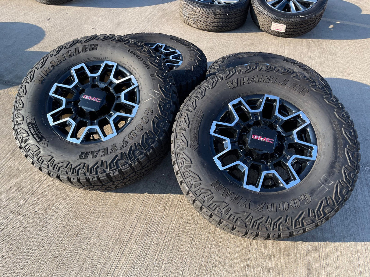 18" GMC Sierra AT4X Chevy Trail Boss 2500 OEM 14136 wheels rims GOODYEAR 35" Texas Truck Tire